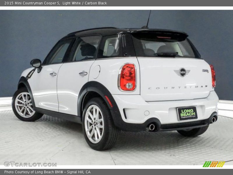 Light White / Carbon Black 2015 Mini Countryman Cooper S