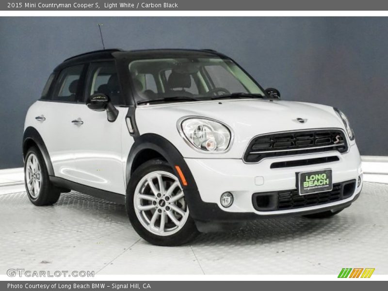 Light White / Carbon Black 2015 Mini Countryman Cooper S
