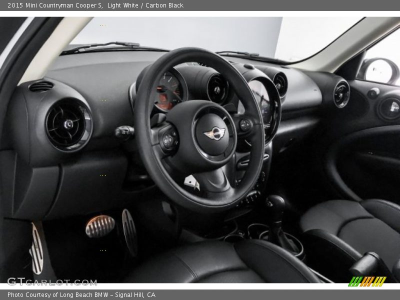 Light White / Carbon Black 2015 Mini Countryman Cooper S