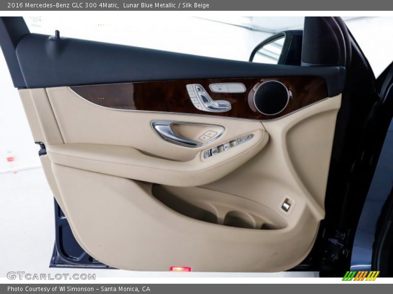 Lunar Blue Metallic / Silk Beige 2016 Mercedes-Benz GLC 300 4Matic