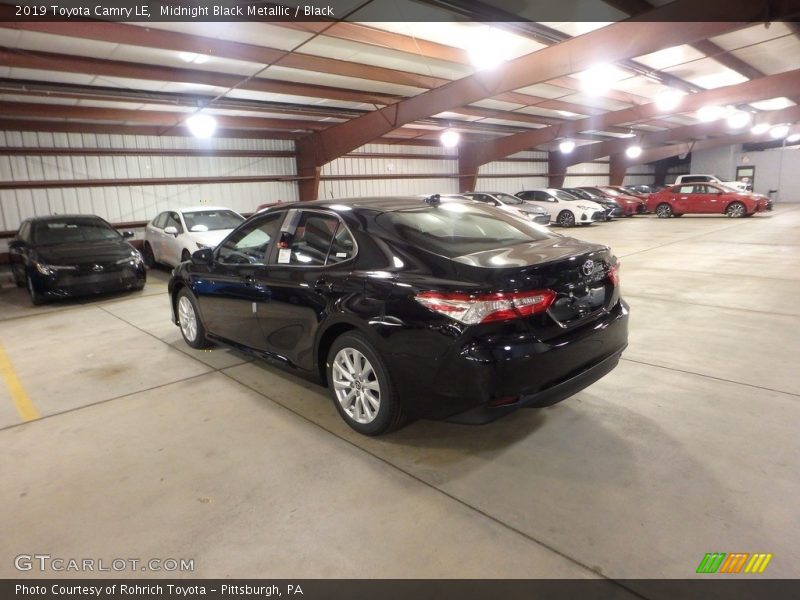 Midnight Black Metallic / Black 2019 Toyota Camry LE