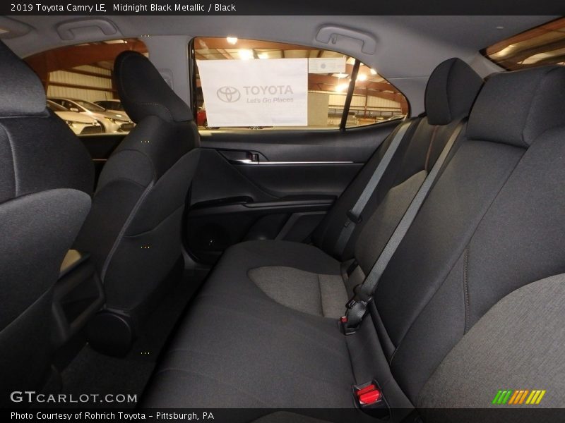 Midnight Black Metallic / Black 2019 Toyota Camry LE