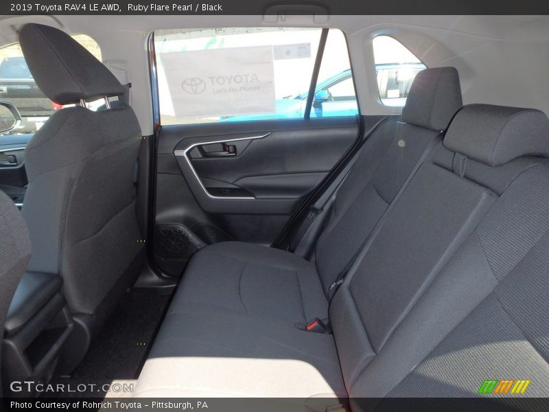 Ruby Flare Pearl / Black 2019 Toyota RAV4 LE AWD
