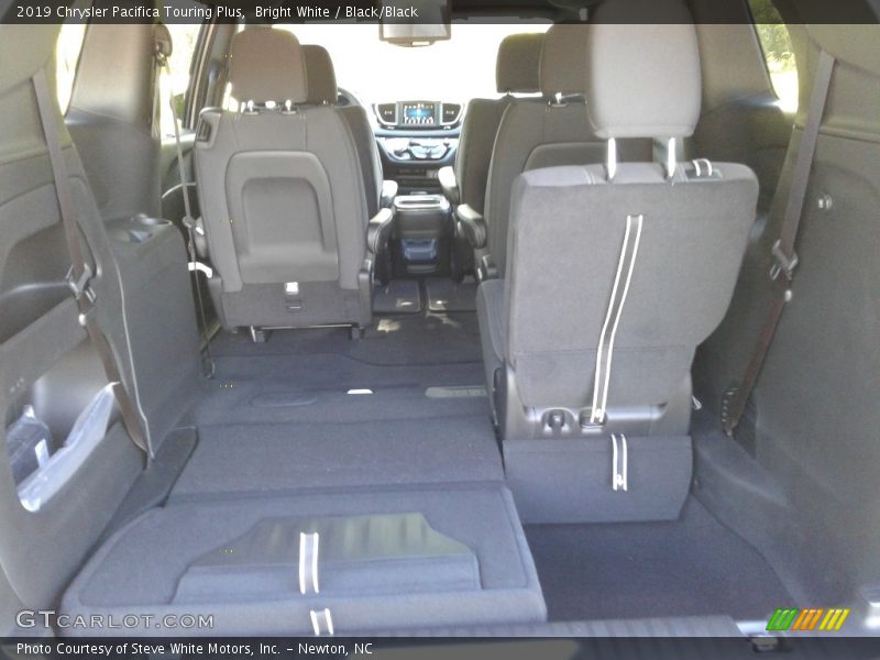 Bright White / Black/Black 2019 Chrysler Pacifica Touring Plus