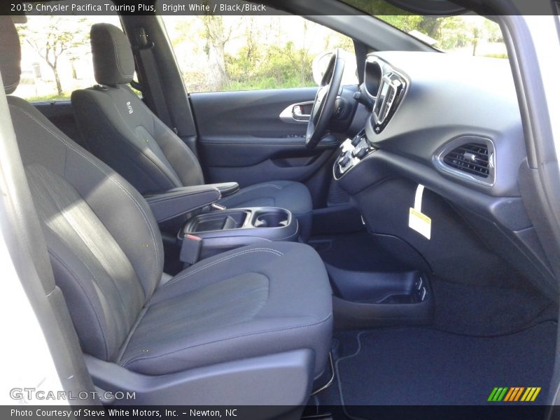 Bright White / Black/Black 2019 Chrysler Pacifica Touring Plus