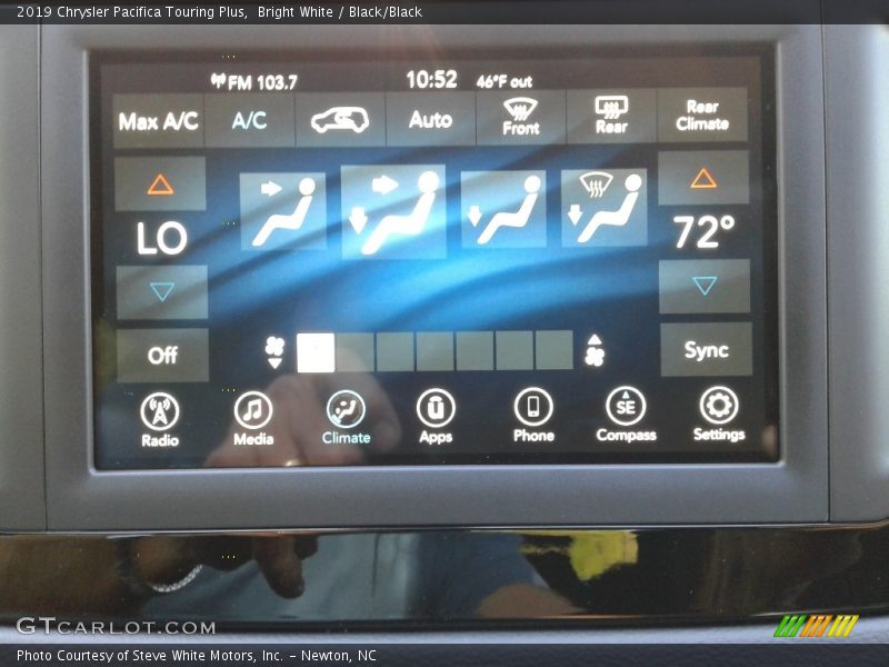 Bright White / Black/Black 2019 Chrysler Pacifica Touring Plus