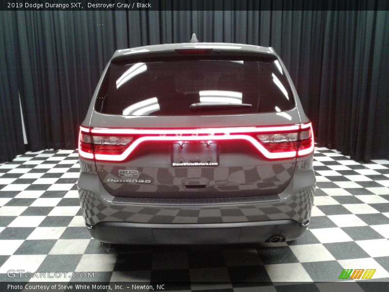 Destroyer Gray / Black 2019 Dodge Durango SXT