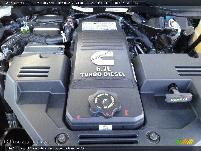 Granite Crystal Metallic / Black/Diesel Gray 2019 Ram 3500 Tradesman Crew Cab Chassis