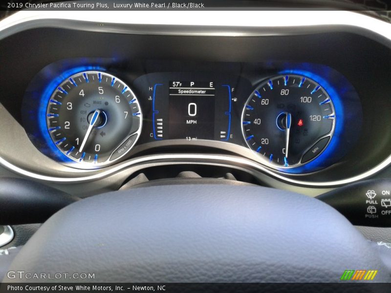 Luxury White Pearl / Black/Black 2019 Chrysler Pacifica Touring Plus