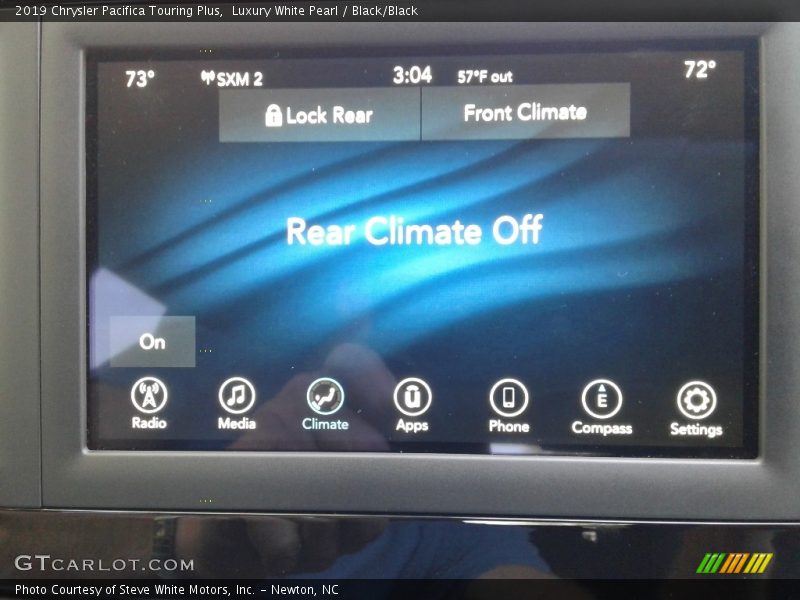 Luxury White Pearl / Black/Black 2019 Chrysler Pacifica Touring Plus