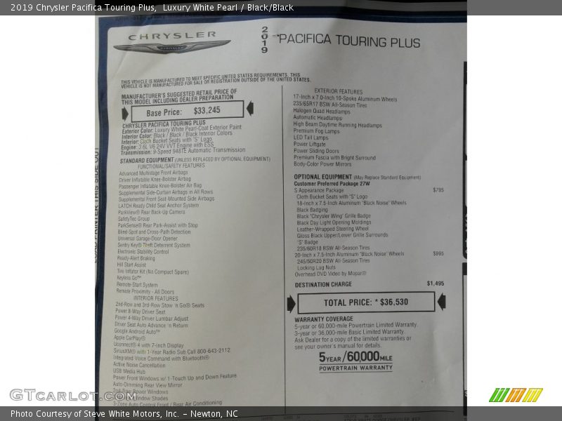 Luxury White Pearl / Black/Black 2019 Chrysler Pacifica Touring Plus