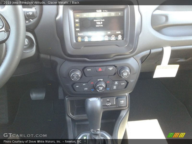 Glacier Metallic / Black 2019 Jeep Renegade Altitude