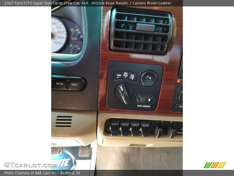 Arizona Beige Metallic / Castano Brown Leather 2007 Ford F250 Super Duty Lariat Crew Cab 4x4
