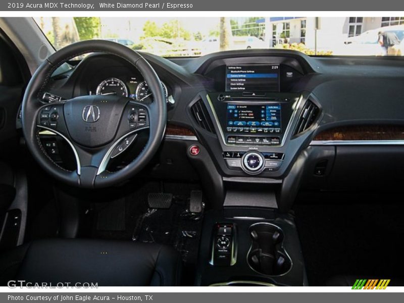 White Diamond Pearl / Espresso 2019 Acura MDX Technology