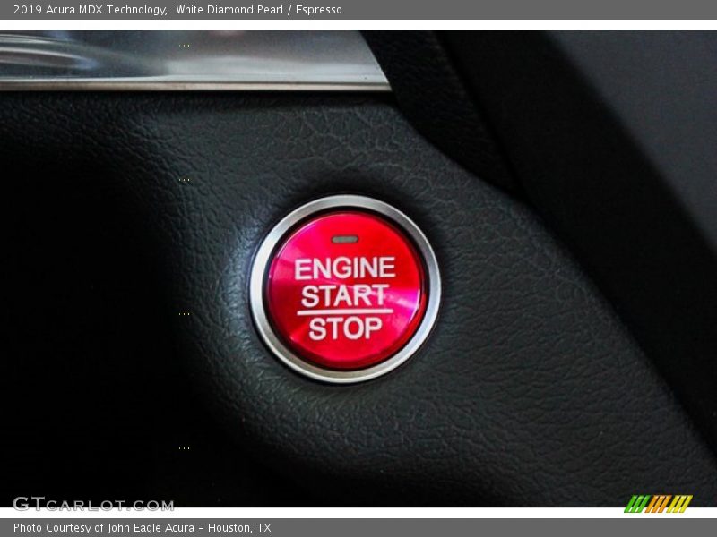 White Diamond Pearl / Espresso 2019 Acura MDX Technology