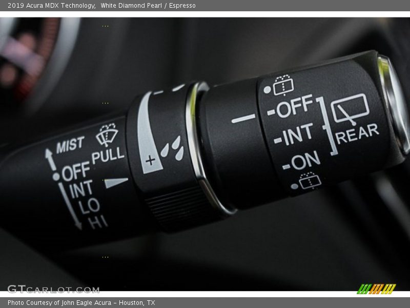 White Diamond Pearl / Espresso 2019 Acura MDX Technology