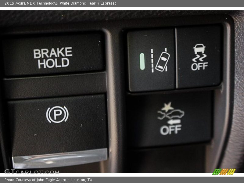 White Diamond Pearl / Espresso 2019 Acura MDX Technology