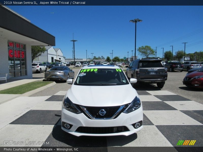 Aspen White Tricoat / Charcoal 2019 Nissan Sentra SL