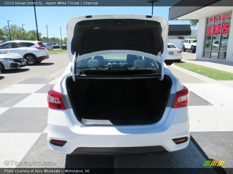 Aspen White Tricoat / Charcoal 2019 Nissan Sentra SL
