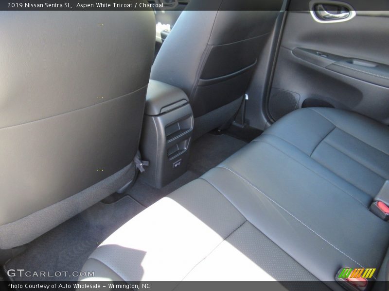 Aspen White Tricoat / Charcoal 2019 Nissan Sentra SL