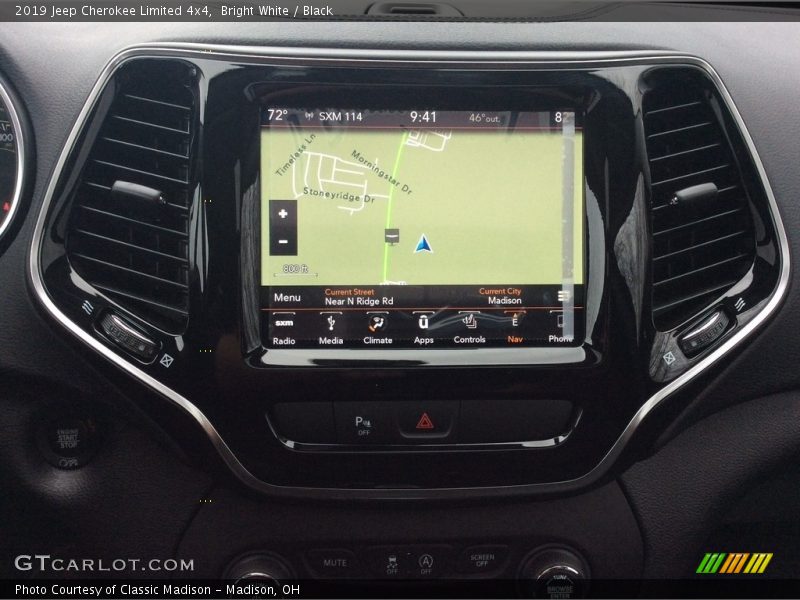 Bright White / Black 2019 Jeep Cherokee Limited 4x4