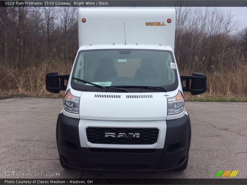 Bright White / Black 2019 Ram ProMaster 3500 Cutaway