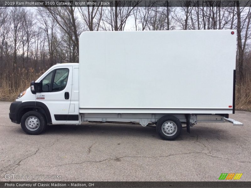 Bright White / Black 2019 Ram ProMaster 3500 Cutaway