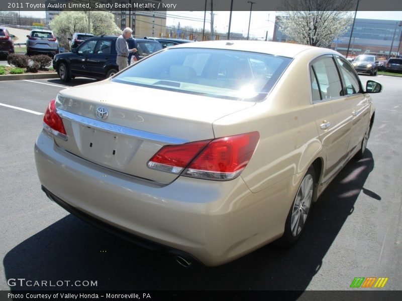 Sandy Beach Metallic / Ivory 2011 Toyota Avalon Limited
