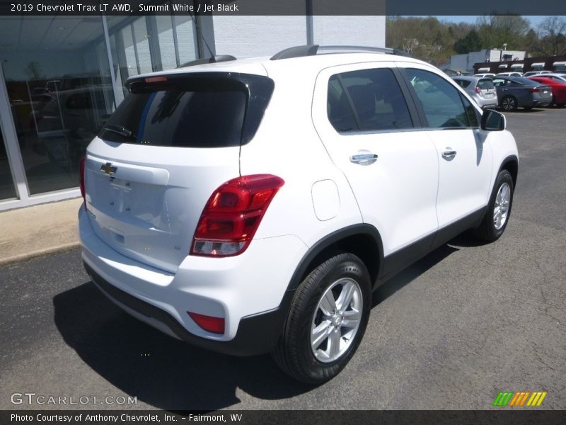 Summit White / Jet Black 2019 Chevrolet Trax LT AWD
