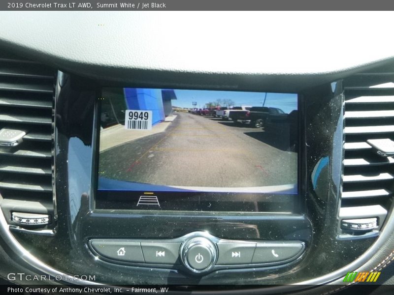 Summit White / Jet Black 2019 Chevrolet Trax LT AWD