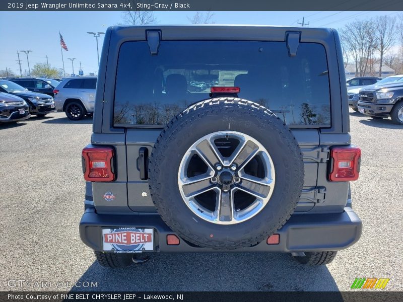 Sting-Gray / Black 2019 Jeep Wrangler Unlimited Sahara 4x4
