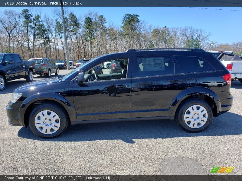 Pitch Black / Black 2019 Dodge Journey SE