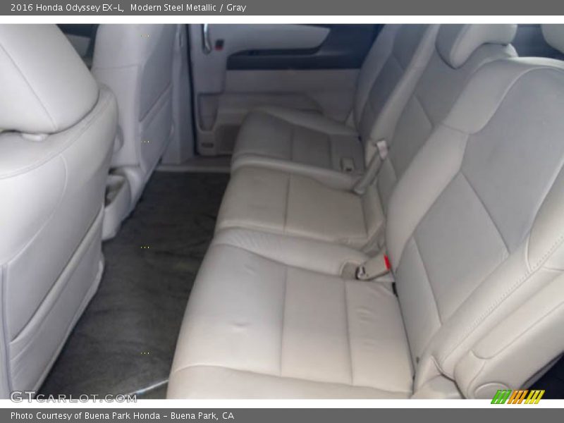 Modern Steel Metallic / Gray 2016 Honda Odyssey EX-L