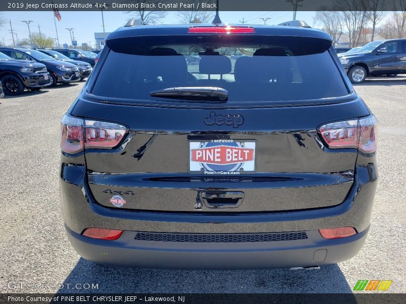 Diamond Black Crystal Pearl / Black 2019 Jeep Compass Altitude 4x4