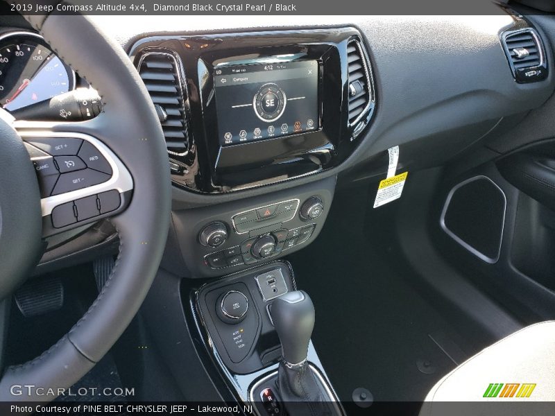 Diamond Black Crystal Pearl / Black 2019 Jeep Compass Altitude 4x4