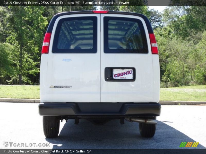 Summit White / Medium Pewter 2019 Chevrolet Express 2500 Cargo Extended WT