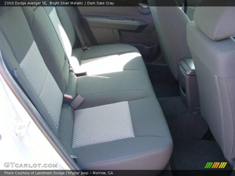 Bright Silver Metallic / Dark Slate Gray 2009 Dodge Avenger SE