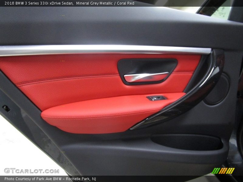 Mineral Grey Metallic / Coral Red 2018 BMW 3 Series 330i xDrive Sedan
