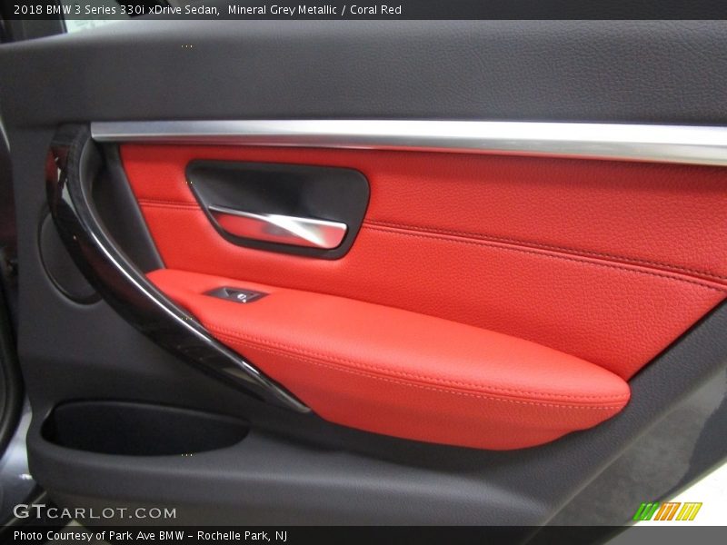 Mineral Grey Metallic / Coral Red 2018 BMW 3 Series 330i xDrive Sedan