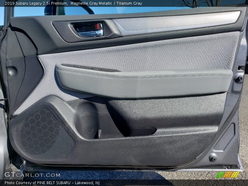 Magnetite Gray Metallic / Titanium Gray 2019 Subaru Legacy 2.5i Premium