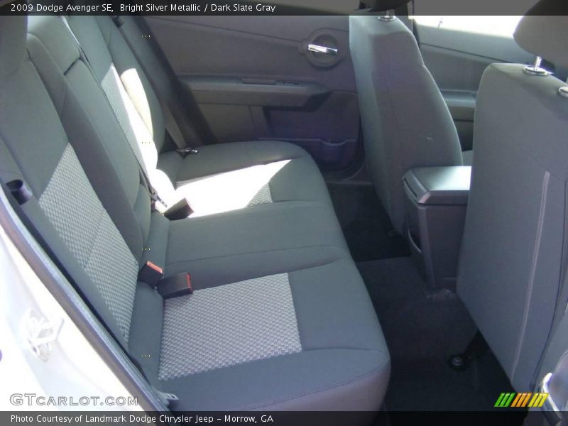 Bright Silver Metallic / Dark Slate Gray 2009 Dodge Avenger SE
