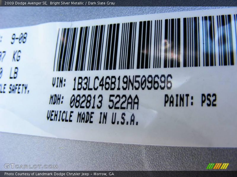 Bright Silver Metallic / Dark Slate Gray 2009 Dodge Avenger SE