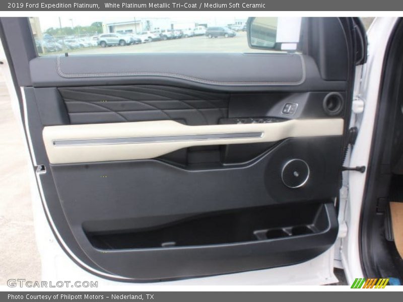 White Platinum Metallic Tri-Coat / Medium Soft Ceramic 2019 Ford Expedition Platinum