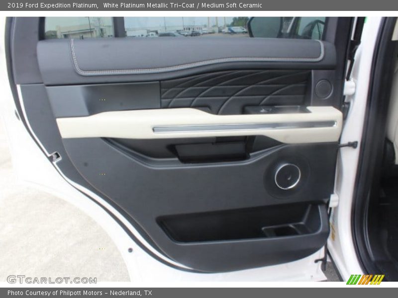 White Platinum Metallic Tri-Coat / Medium Soft Ceramic 2019 Ford Expedition Platinum