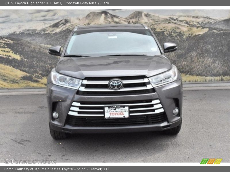 Predawn Gray Mica / Black 2019 Toyota Highlander XLE AWD