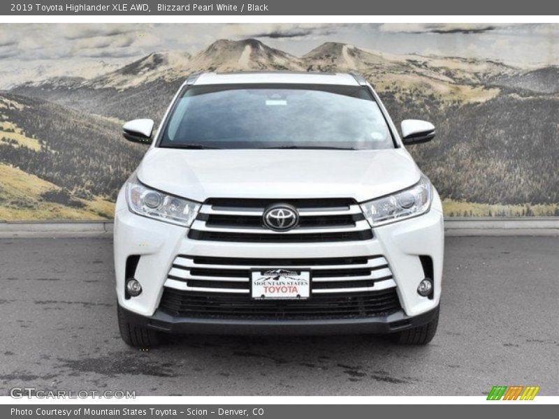 Blizzard Pearl White / Black 2019 Toyota Highlander XLE AWD