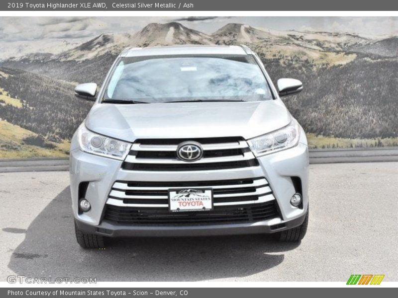 Celestial Silver Metallic / Ash 2019 Toyota Highlander XLE AWD