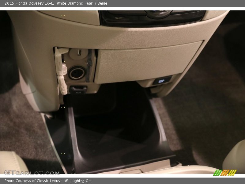 White Diamond Pearl / Beige 2015 Honda Odyssey EX-L