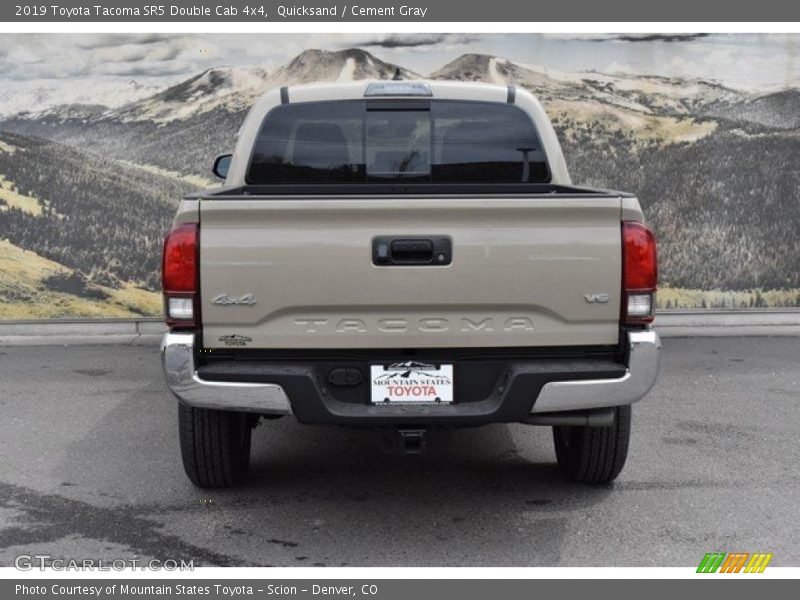 Quicksand / Cement Gray 2019 Toyota Tacoma SR5 Double Cab 4x4