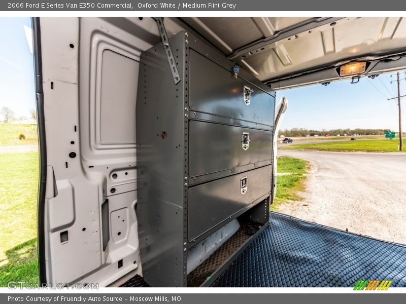 Oxford White / Medium Flint Grey 2006 Ford E Series Van E350 Commercial